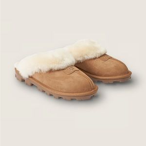 UGG coquette slipper size 8